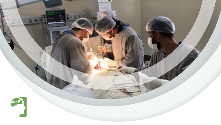 Hospital Abelardo Santos realiza primeira cirurgia para tratar escoliose idiopática